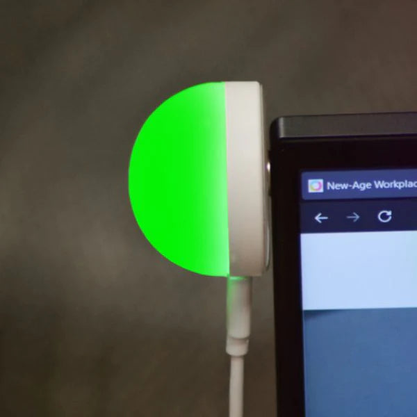 Luxafor Orb Busylight, el blanco en el ordenador se ilumina en verde